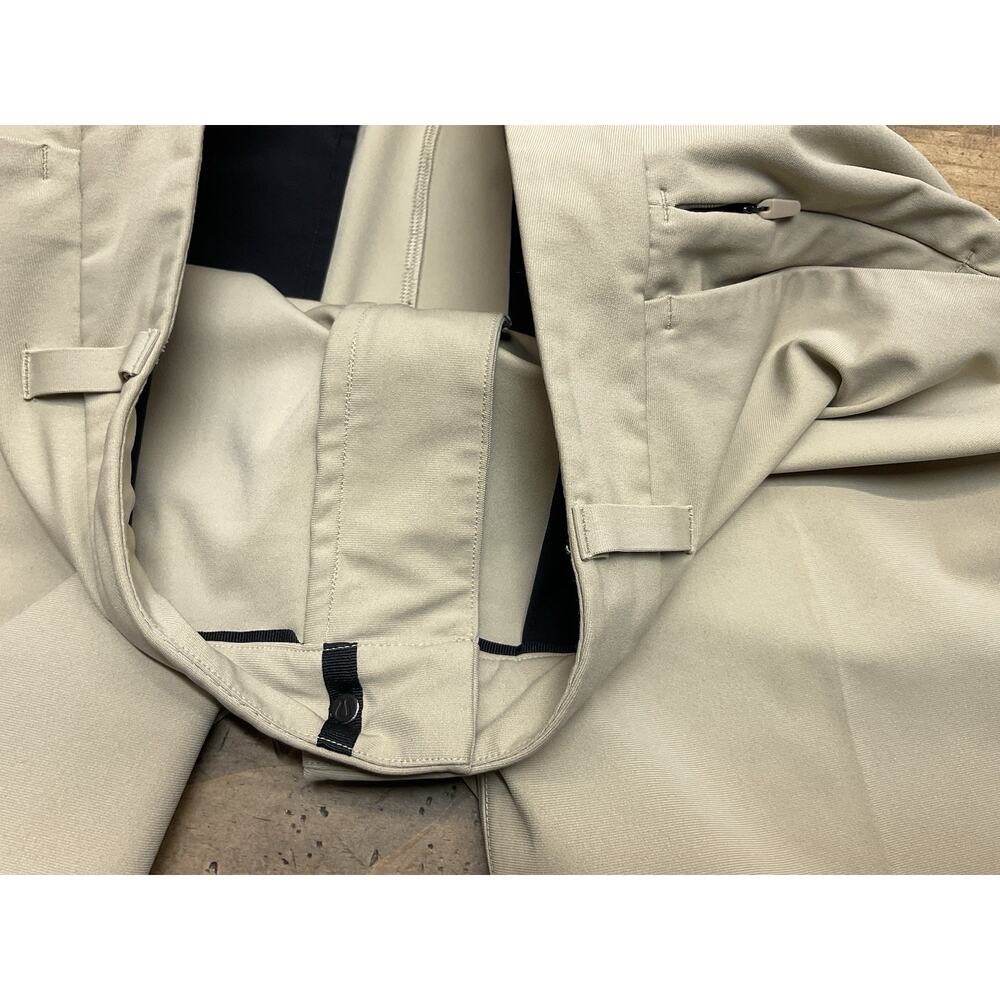 Lululemon Commission Pants Mens 34x32 Beige Performance Stretch Casual LM5AEXS - Picture 4 of 10